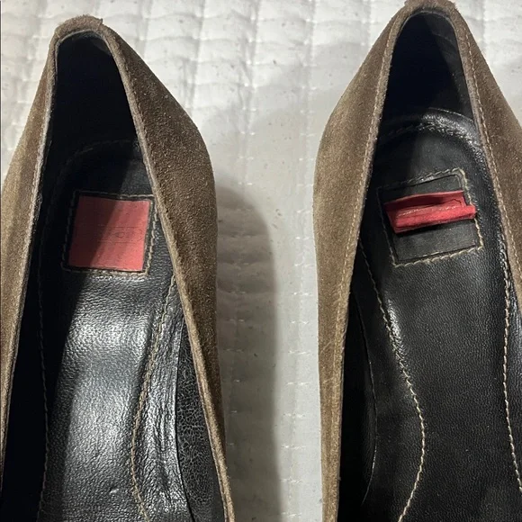 Coach Brown Suede Flats with Gold Accent - Picture 5 of 7